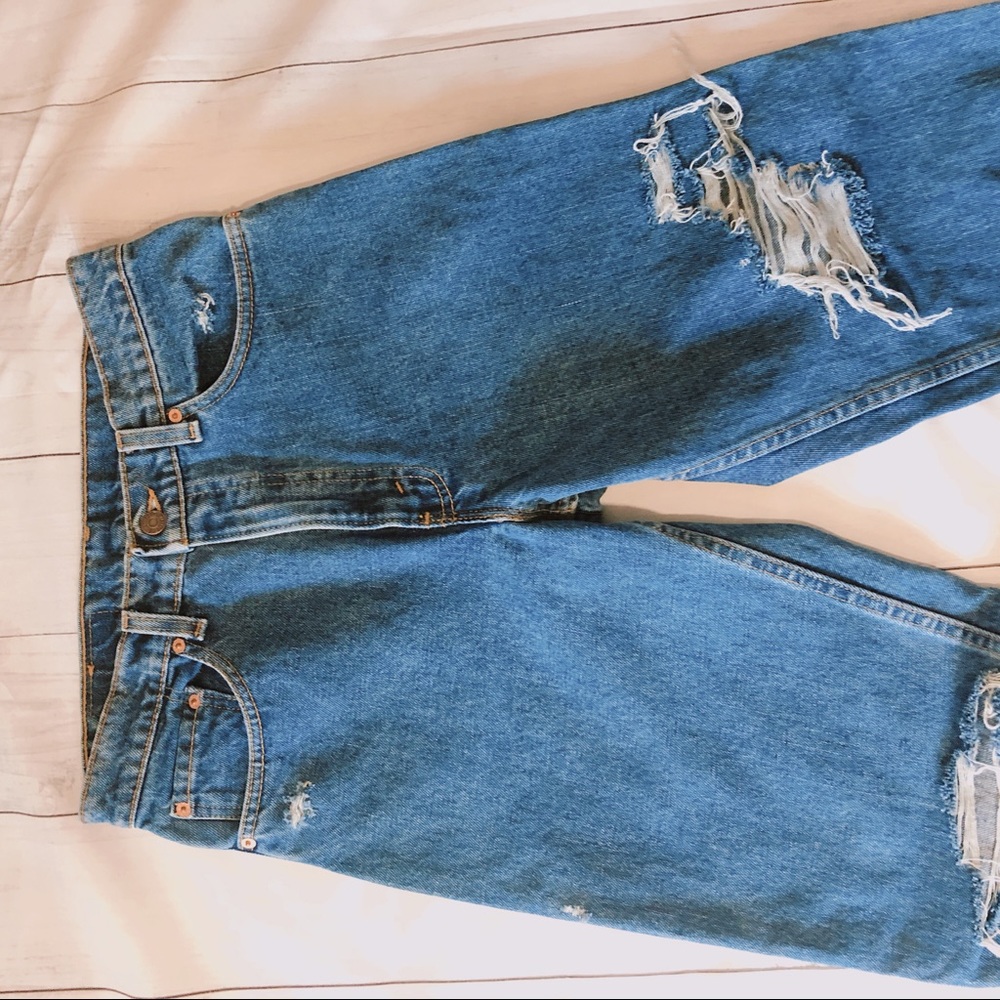 Distressed Levi’s Jeans size 32x30